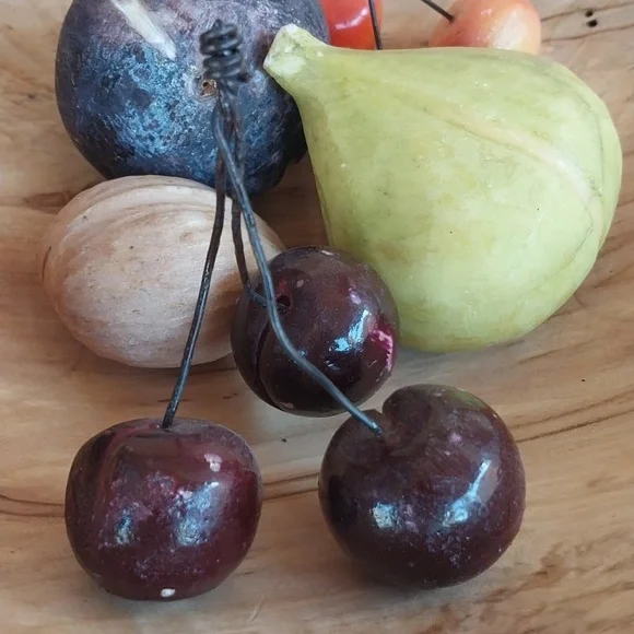 Italian Alabaster Hand Painted Cherry Bunch Realistic Stone Fruit Carved Vintage - Picture 3 of 8